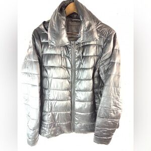 a.n.a XL Hoodie Packable Puffer Jacket in Black